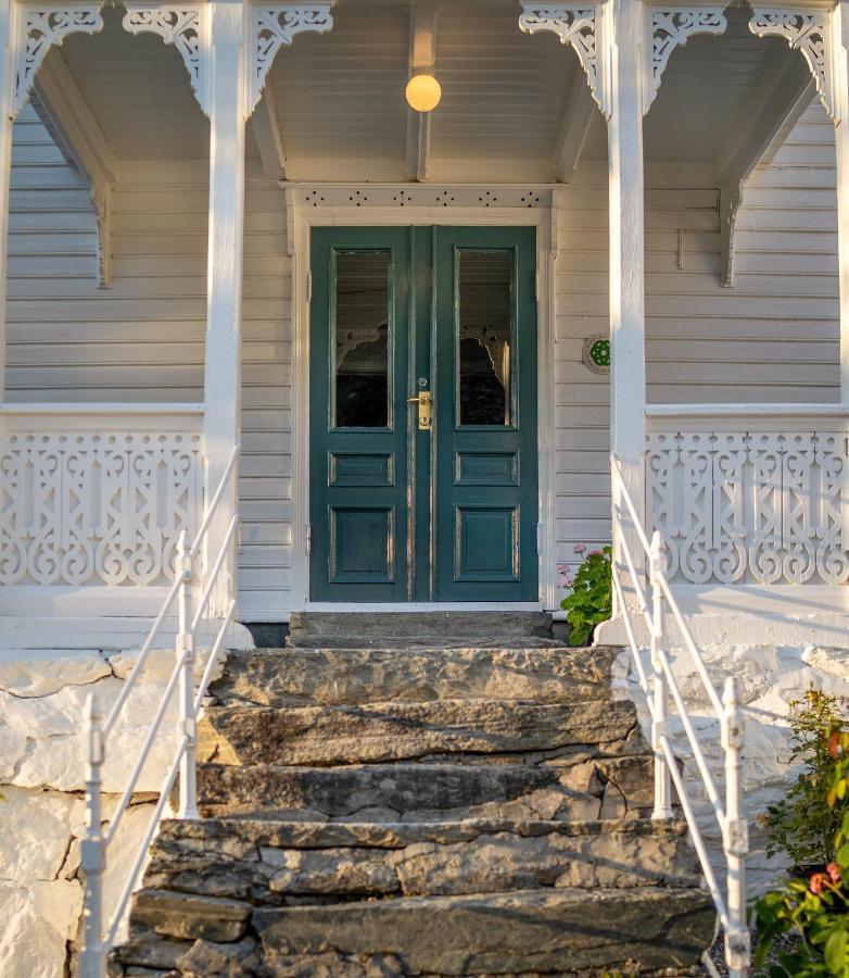 Husum Hotel Borgund Exterior photo